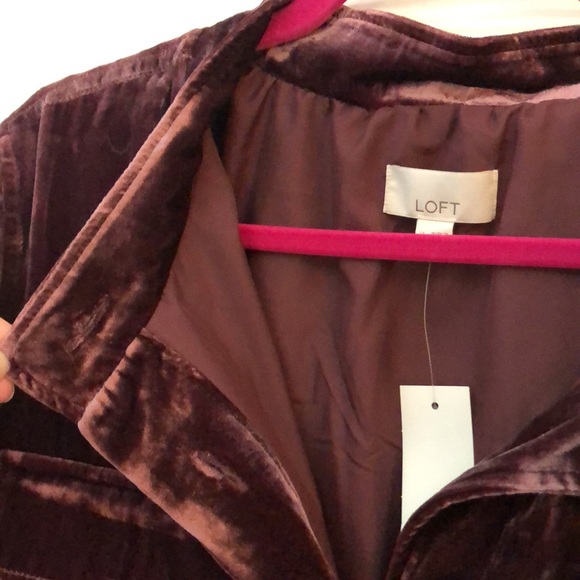 NWT LOFT burgundy/wine velvet jacket. XL. Ribbon drawstring at waist. - Picture 9 of 9